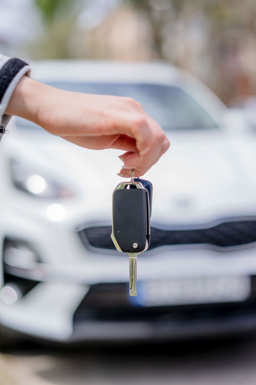 Louer une voiture sans mauvaise surprise : les points à vérifier lors d’une réservation sur Mietwagen-Check.ch