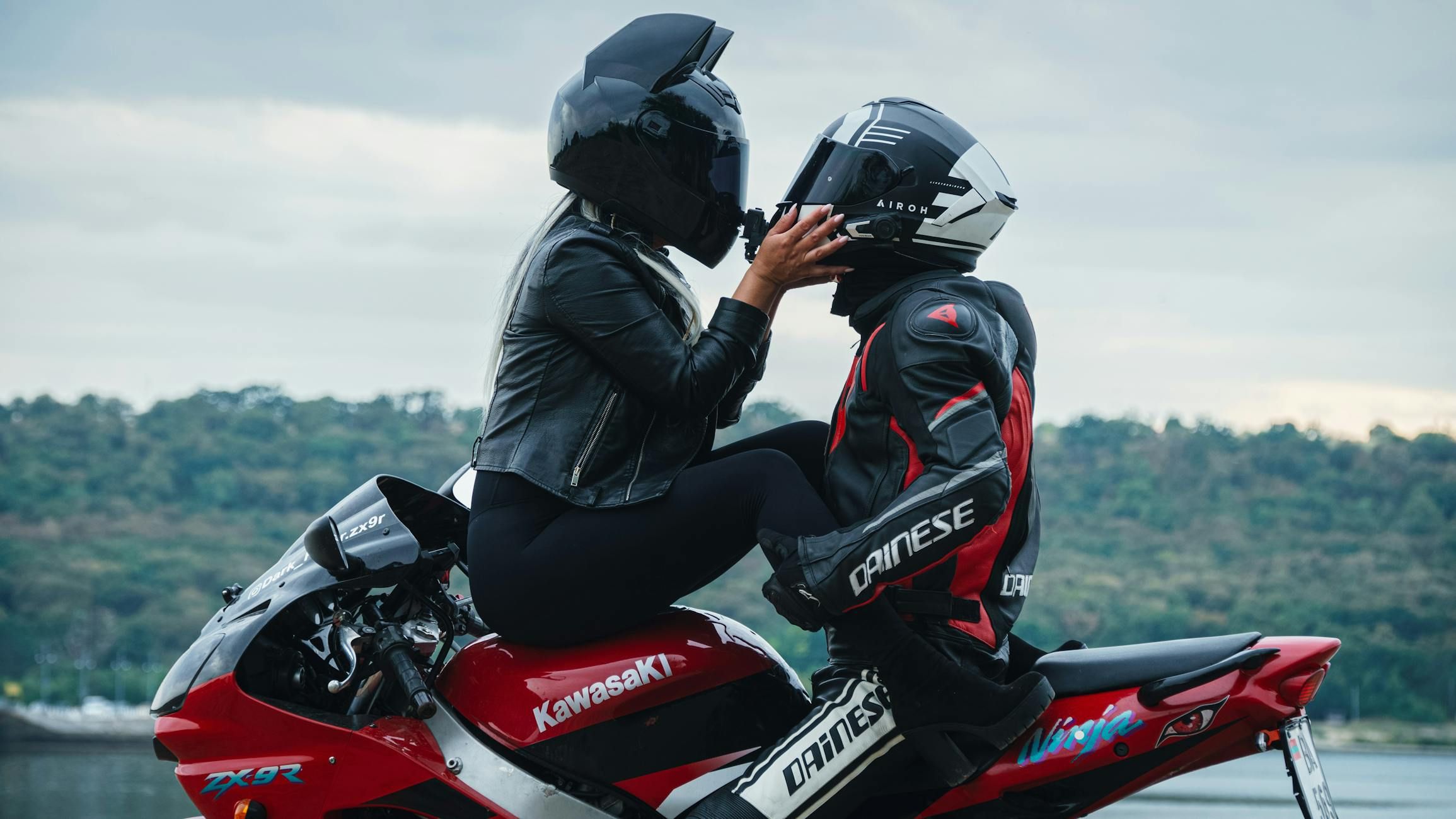 motorun.de, Motorradbekleidung, Helme, Biker-Bekleidung, Reitjacken, Schutzkleidung, Motorradstiefel, Handschuhe für Motorradfahrer, Moto-Zubehör, sicheres Fahren