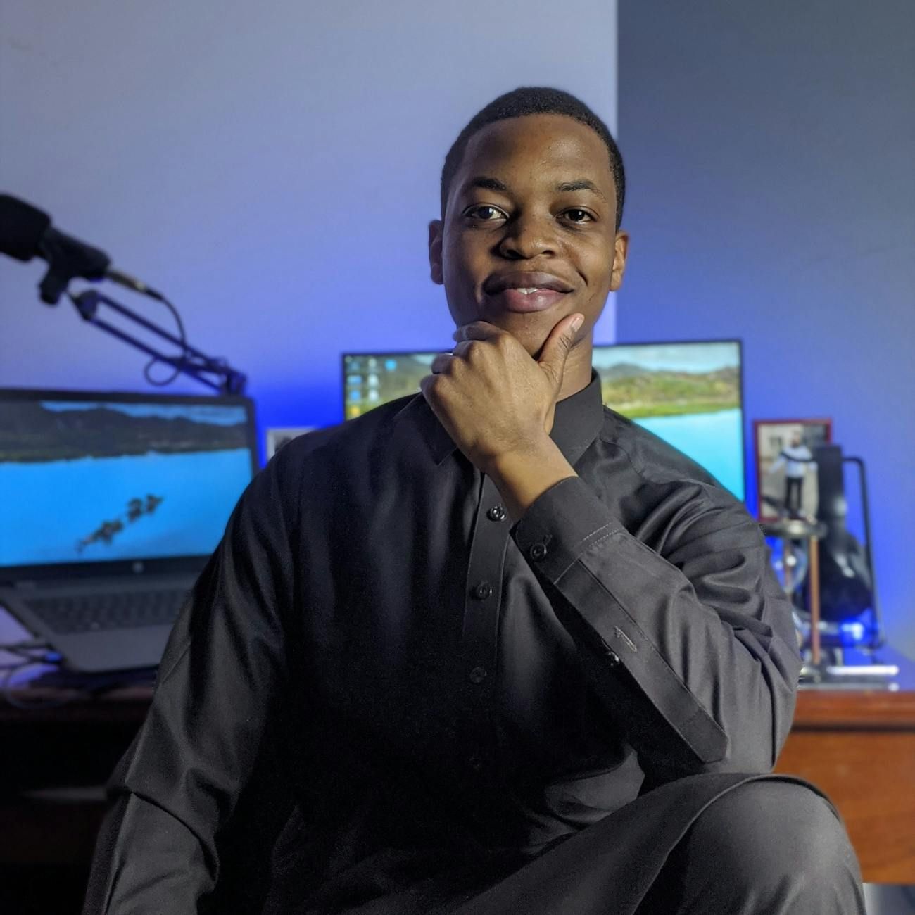 son de qualité studio, podcasting, enregistrement vidéo, plateforme en ligne, podcasting sans studio, enregistrement audio, entretiens, enregistrement à distance, amélioration de la qualité audio