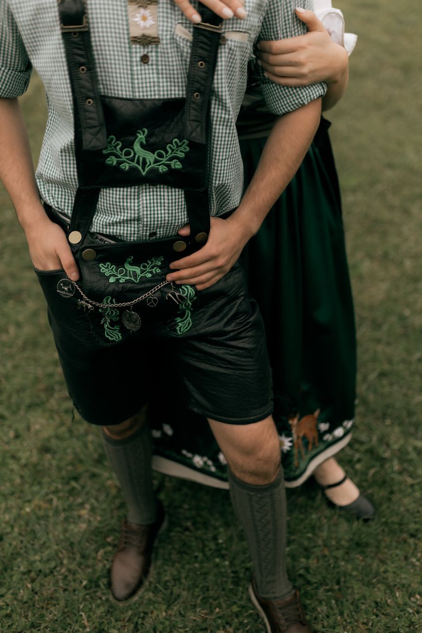 Trachten.de: Dirndl und Lederhosen – deutsche Traditionen in modernem Stil